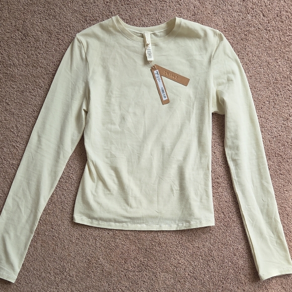 SKIMS Tops - *NWT* SKIMS Cotton Jersey Long Sleeve - Bone